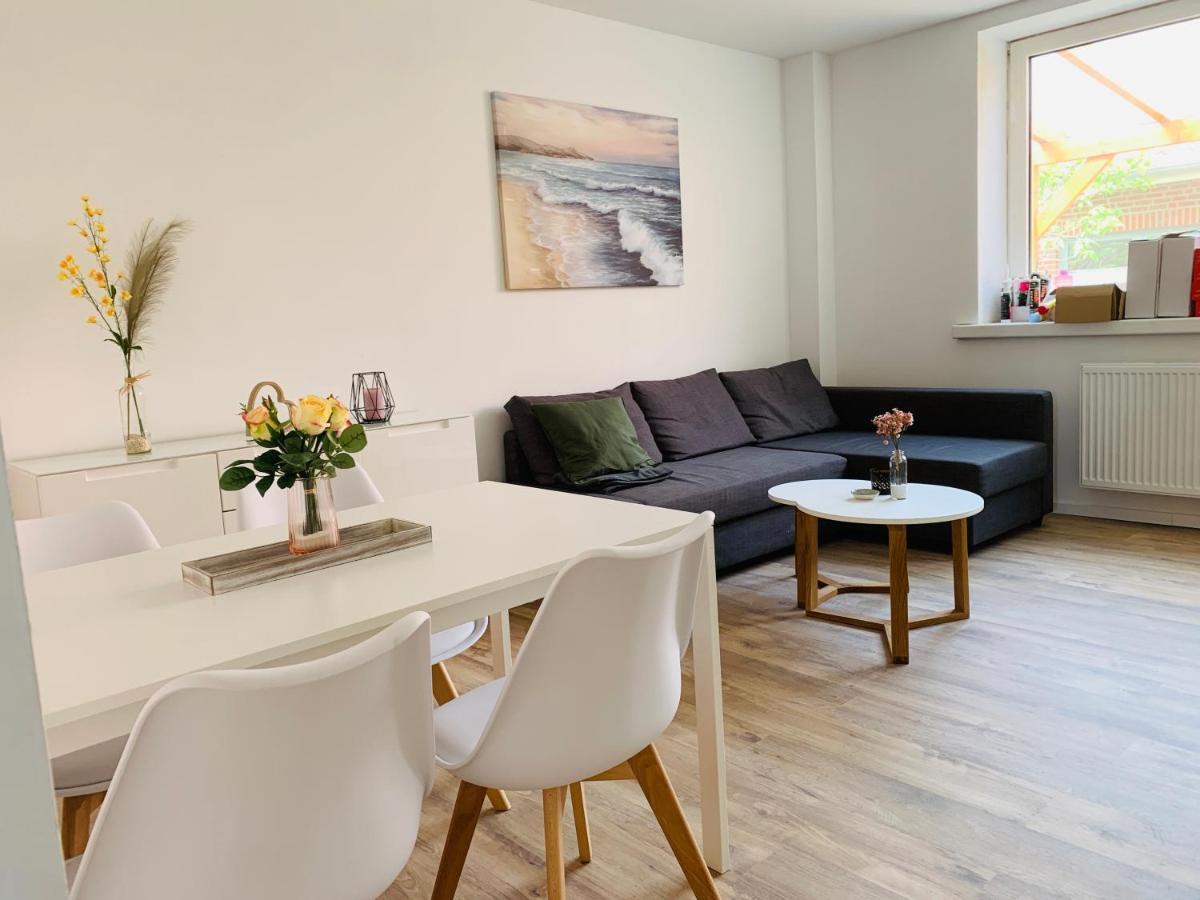 LIVING Kernsanierte Ferienwohnungen - Gemütlich - Netflix - Voll ausgestattet Brunsbuttel Exterior foto