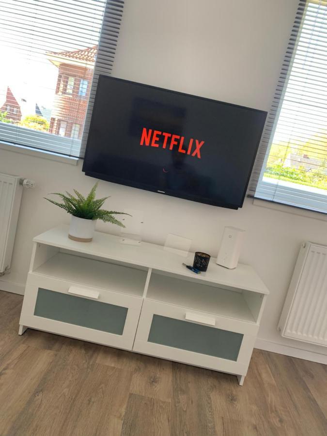 LIVING Kernsanierte Ferienwohnungen - Gemütlich - Netflix - Voll ausgestattet Brunsbuttel Exterior foto