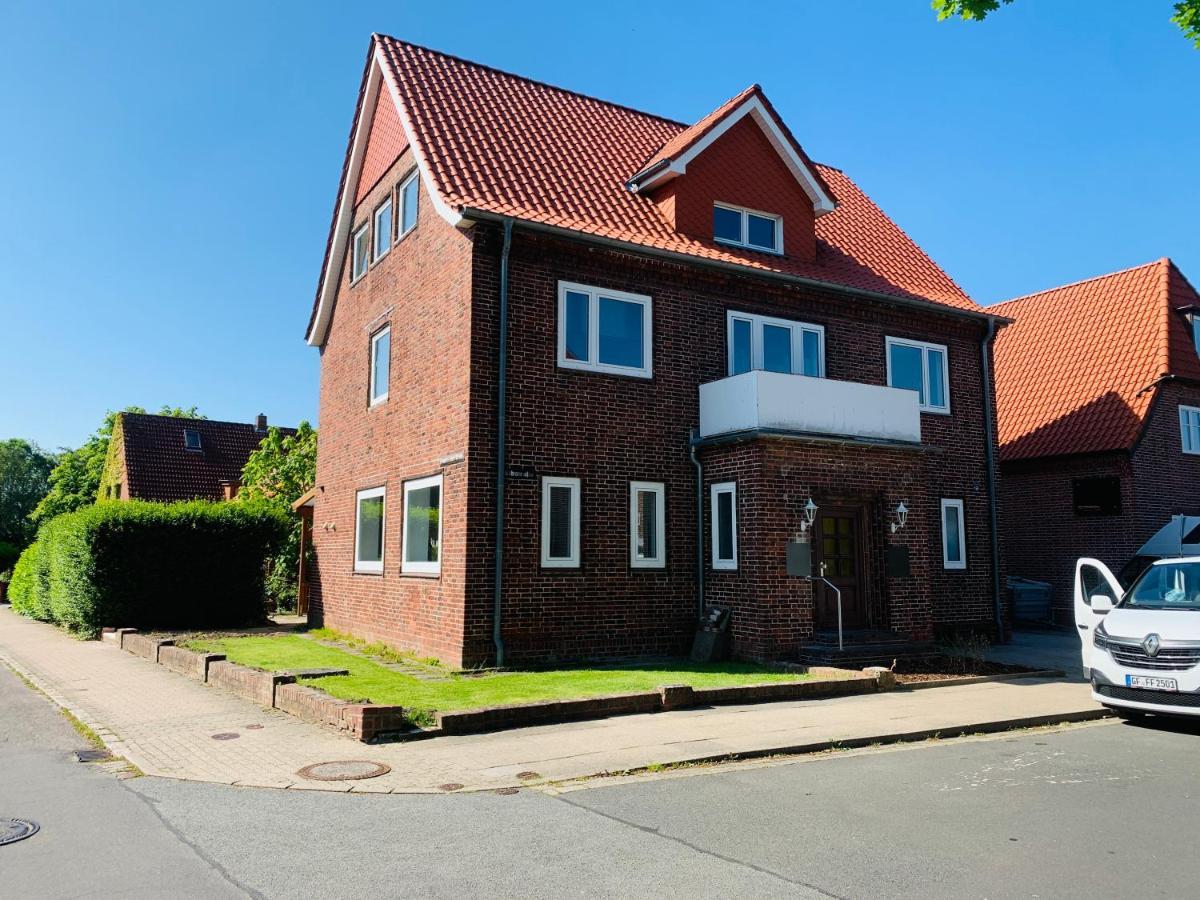 LIVING Kernsanierte Ferienwohnungen - Gemütlich - Netflix - Voll ausgestattet Brunsbuttel Exterior foto