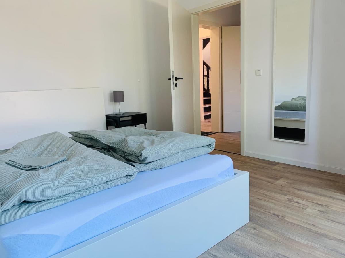LIVING Kernsanierte Ferienwohnungen - Gemütlich - Netflix - Voll ausgestattet Brunsbuttel Exterior foto