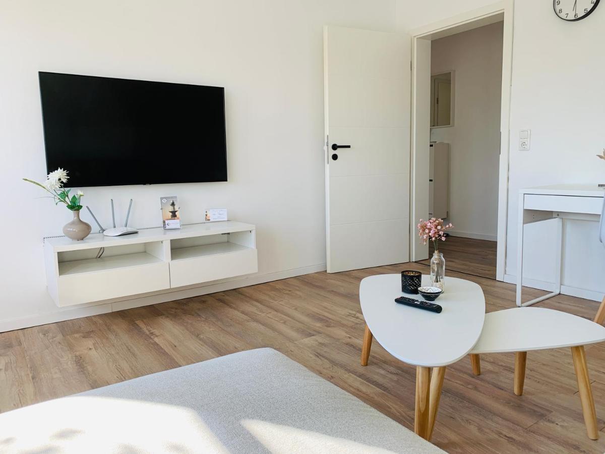 LIVING Kernsanierte Ferienwohnungen - Gemütlich - Netflix - Voll ausgestattet Brunsbuttel Exterior foto
